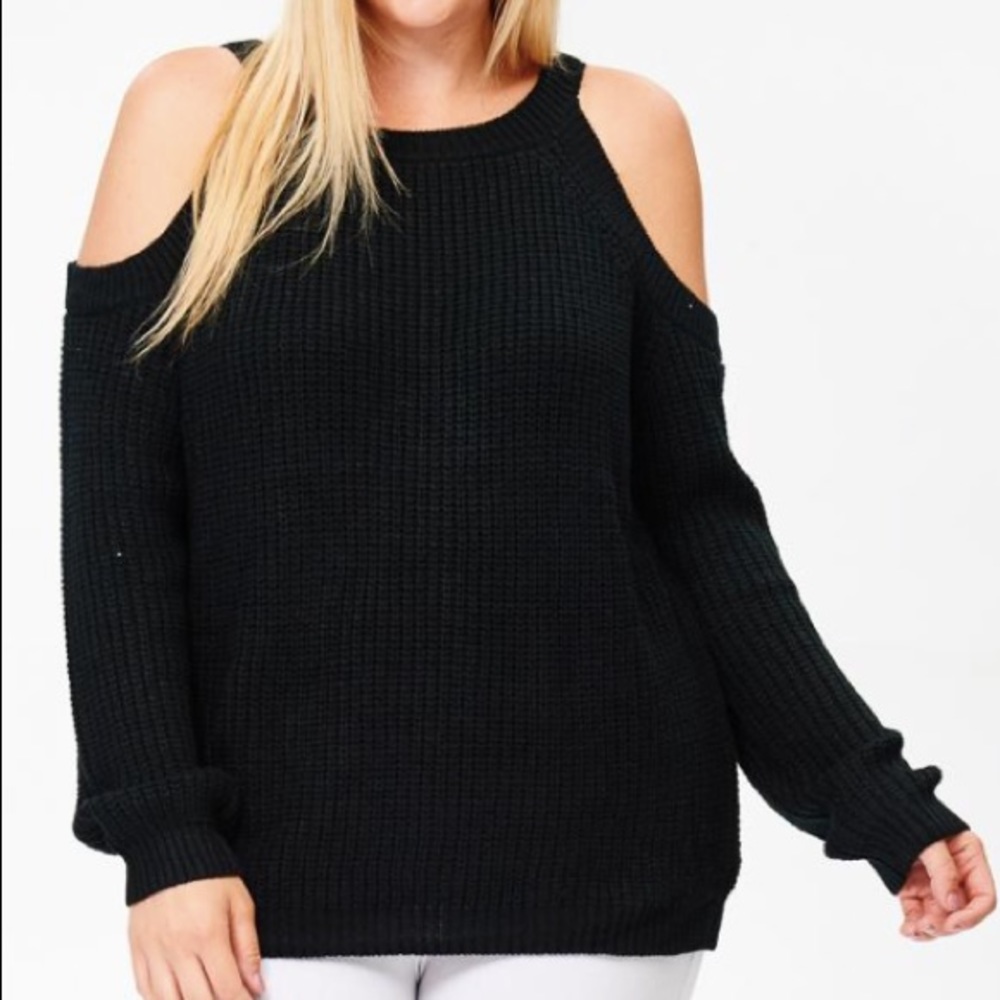 Cold shoulder Plus size